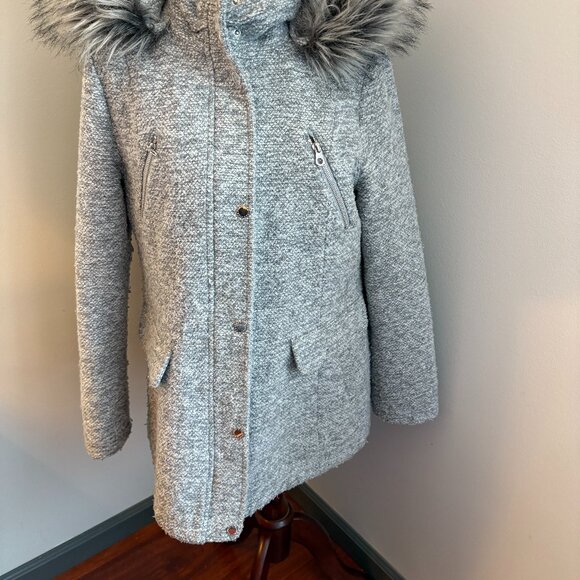 Nautica Gray Faux Fur Hooded Coat Lined Cinch Waist Women's Large - Picture 2 of 9